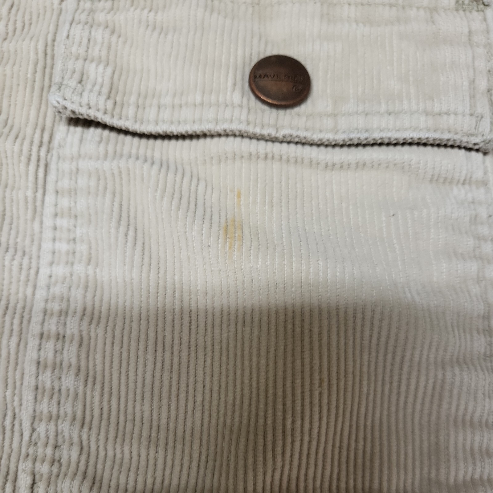 Vintage Maverick Corduroy Womens Shorts 18″ Waist Or 36″ Some Staining See Pics