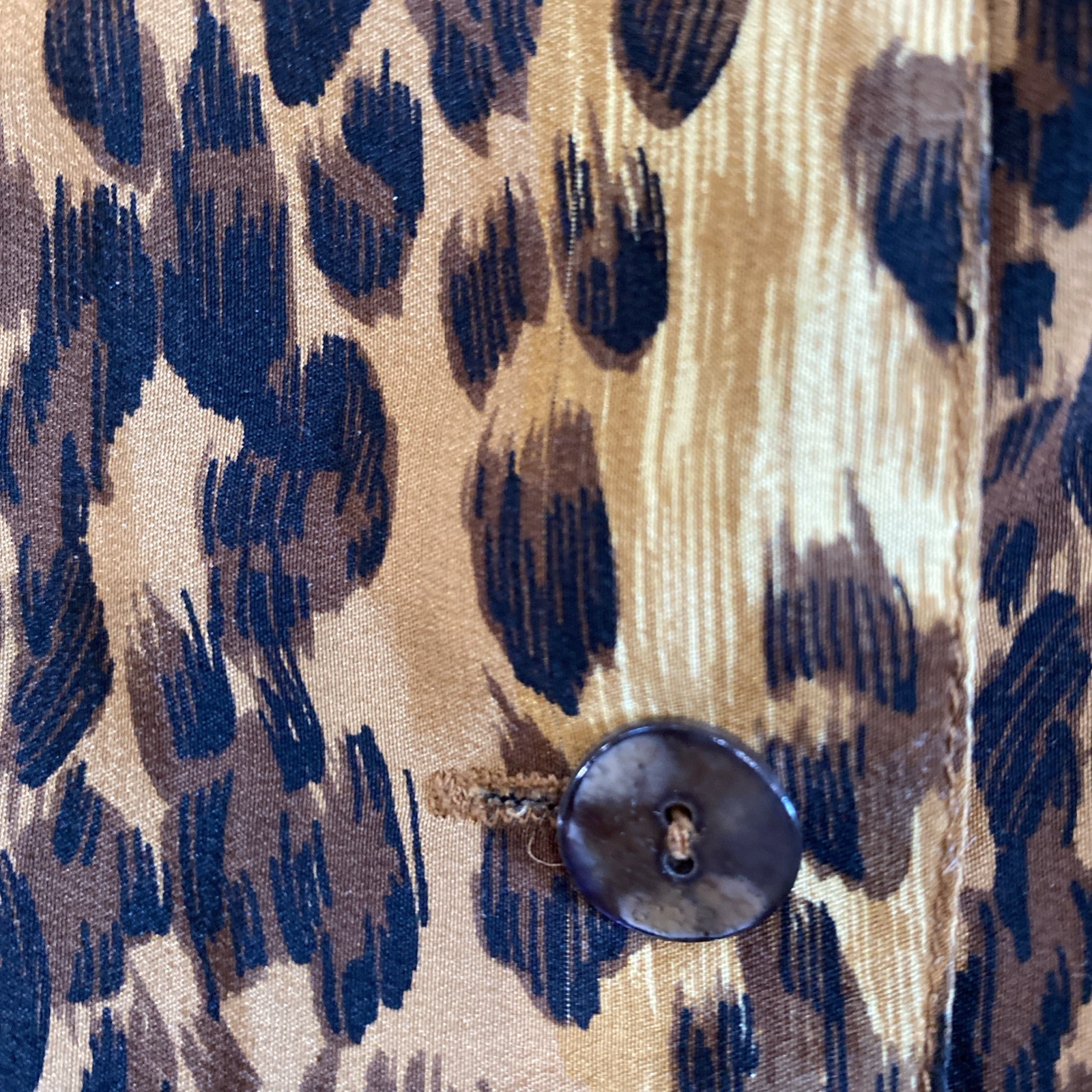 Vintage 90s Silk Leopard/Cheetah Print Bomber Jacket Size Small Chic Luxe Glam