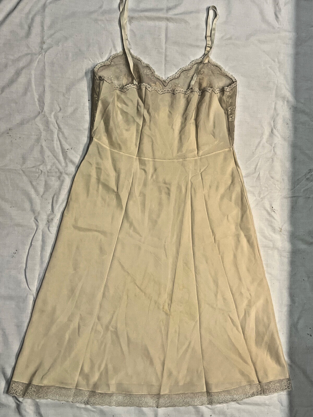 Corhan VINTAGE Blush Lace & Hand Embroidered Full Slip Size 36 T15-2