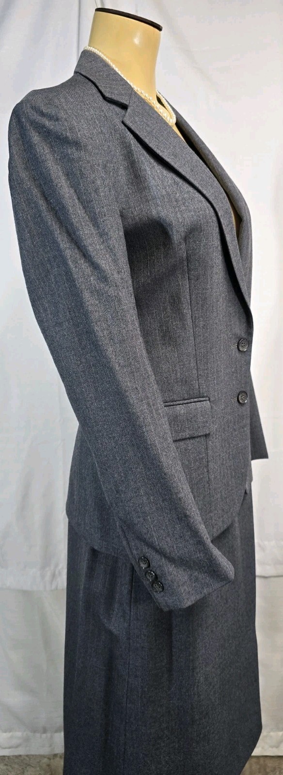 Anthony Allan Vinta Suit Skirt Jacket 2 Piece Set Grey Pink Pinstriped Sz 8 36