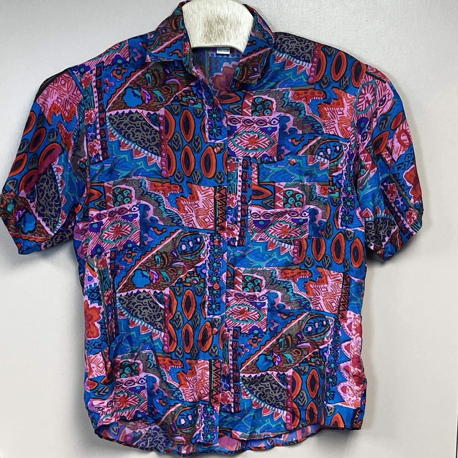 Vintage 80s Women’s Silk Stunt Collections Retro Button Down Shirt Size Medium