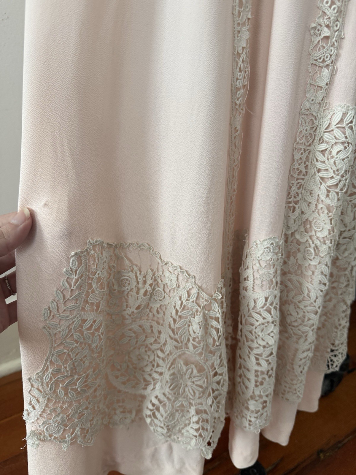 Stunning 1940s Pink Crepe/Crocheted Lace Gown Wide Sweep Skirt XS S