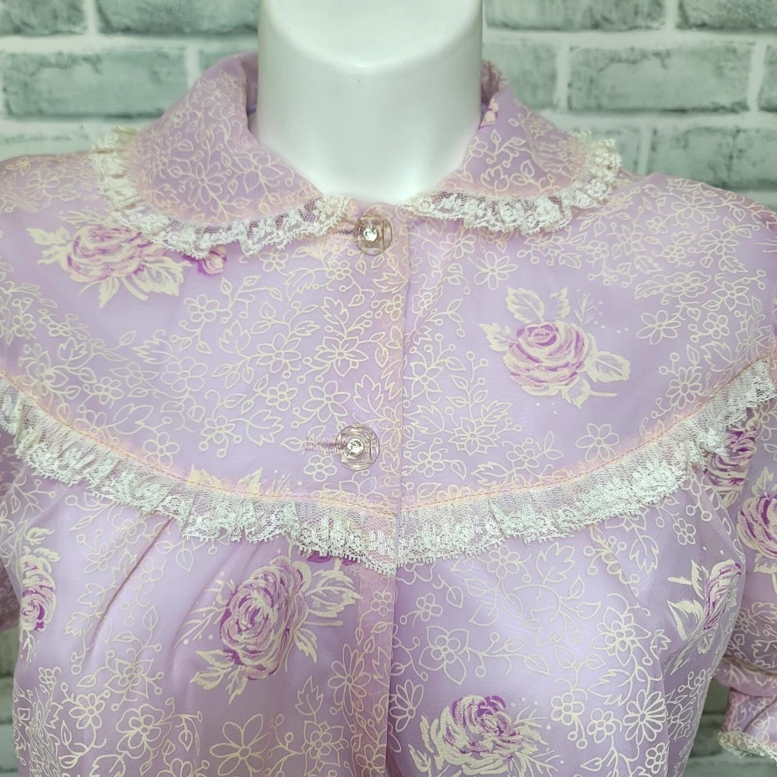 Vintage 1950s Lavender Floral Nylon Robe Lace Trim Button Front Housecoat 18