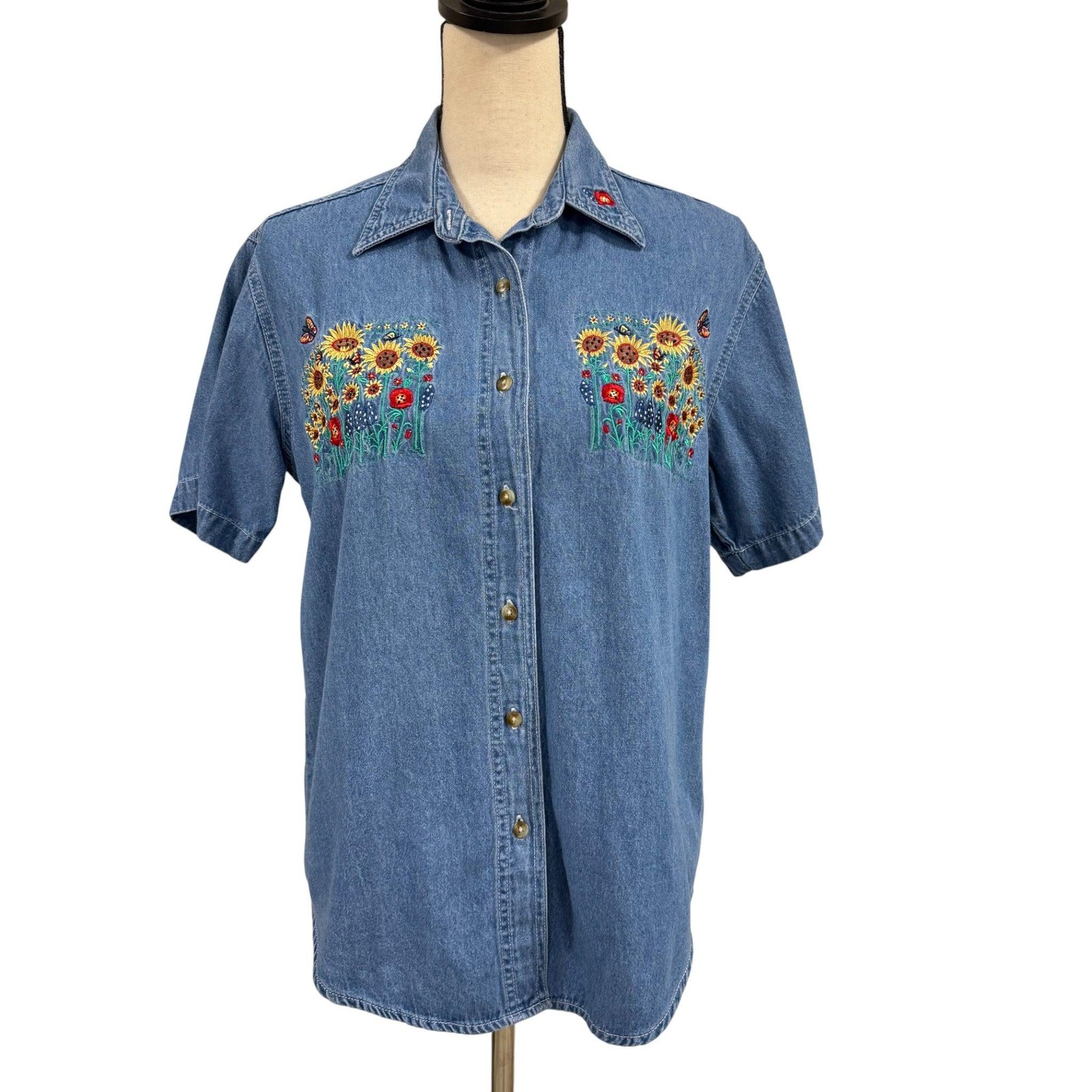 90s Embroidered Sunflowers Denim Shirt Size Small Made in Hong Kong