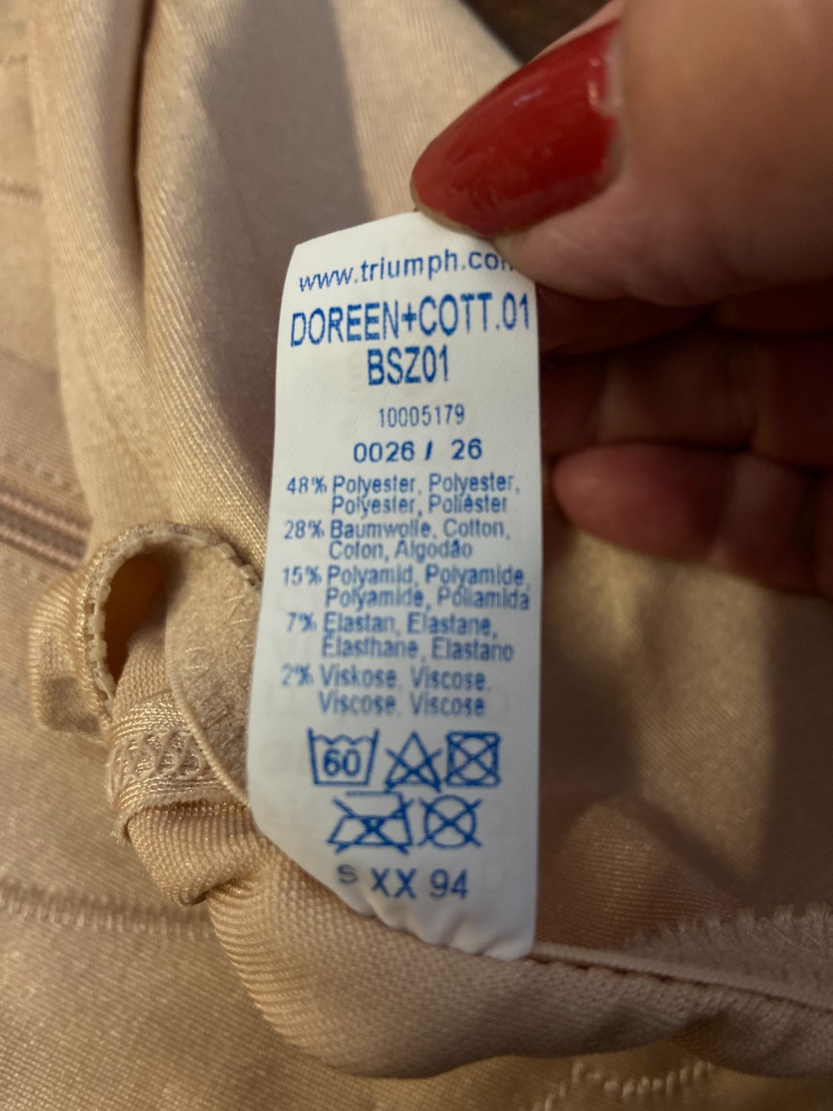 Women’s 70’s Vintage shapewear by Triumph | One piece in skin tone | Size EU 80D