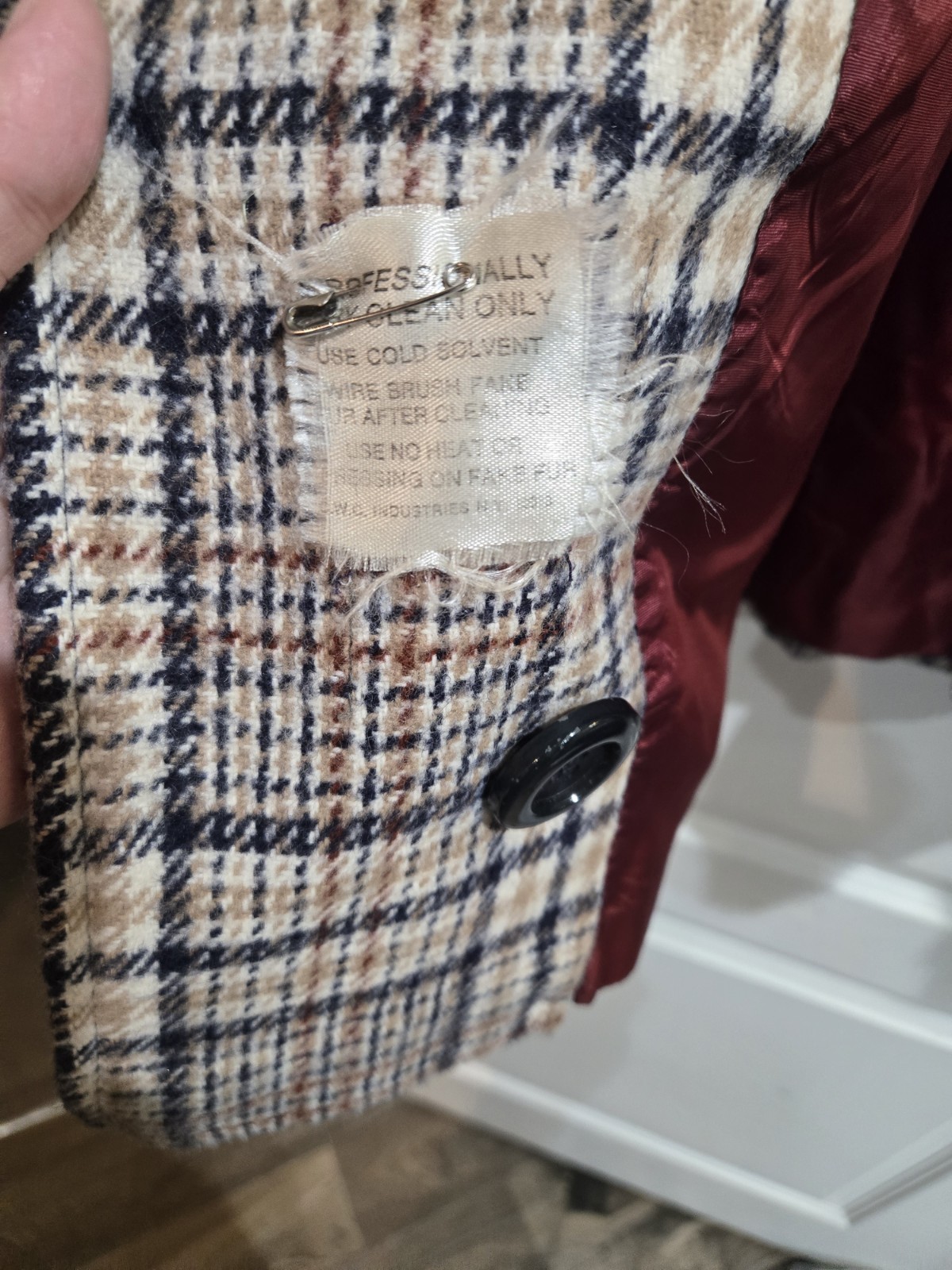 Vintage 1970s ILGWU Union Made Plaid Coat With Fur Cuffs