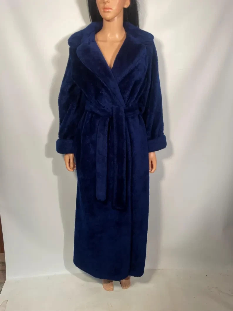 Vintage 1970s Plush Fuzzy Dark Blue Robe Made In USA Size M