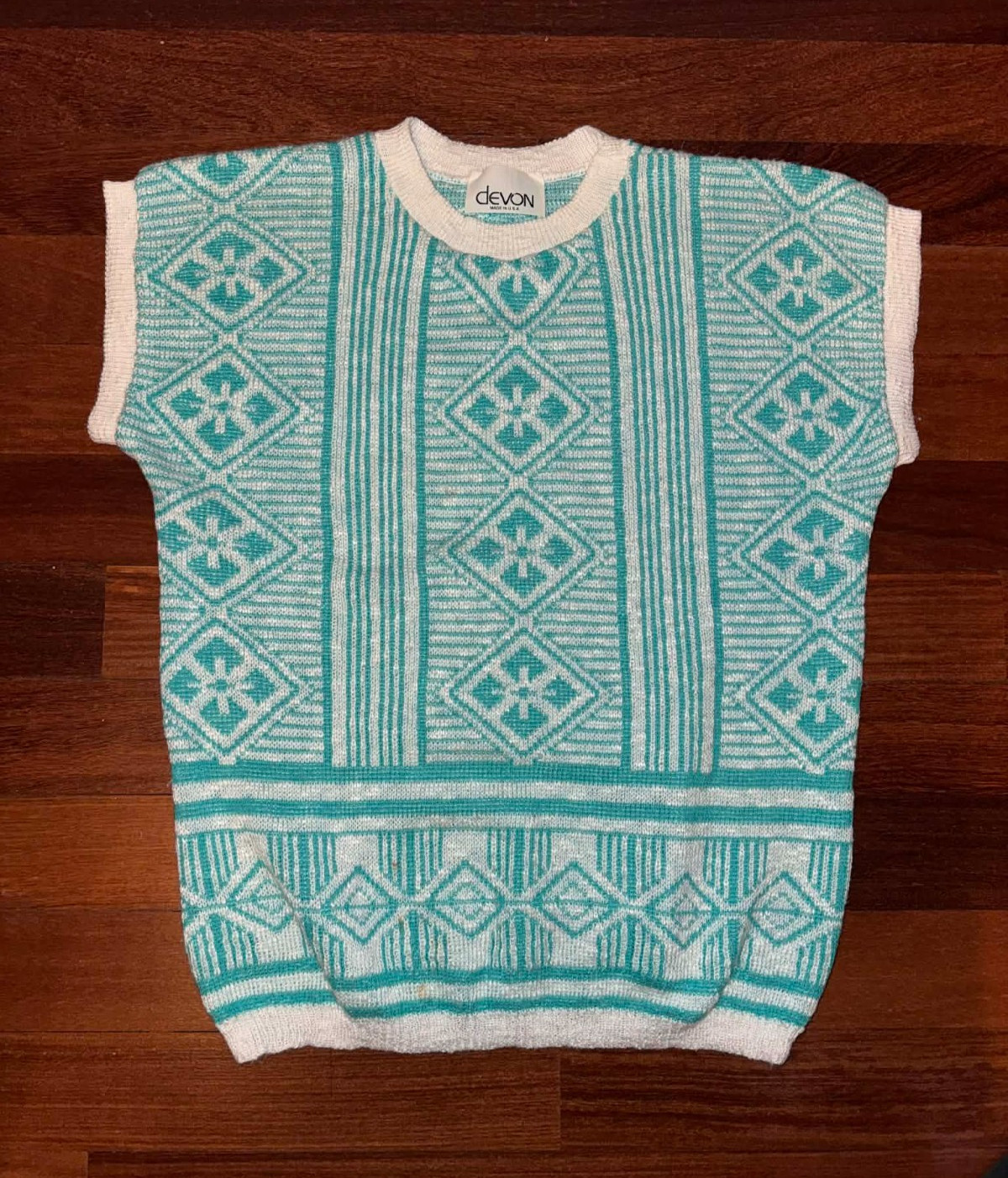 Vintage Golden Girls Style! Off White/Mint Green DEVON Sweater Vest USA~ MEDIUM