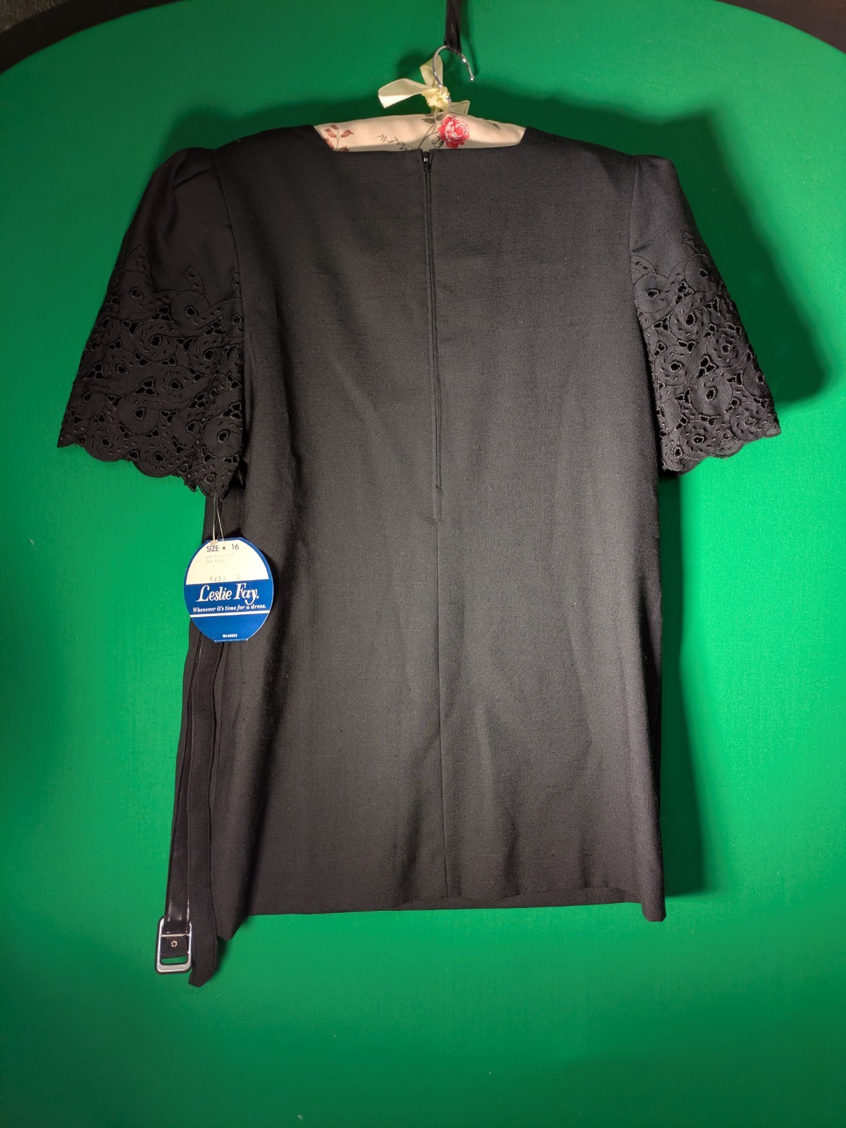 Vtg 80s Sz 16 XL/1X Leslie Fay Black Mini Dress Shoulder Pads Zipper Lace