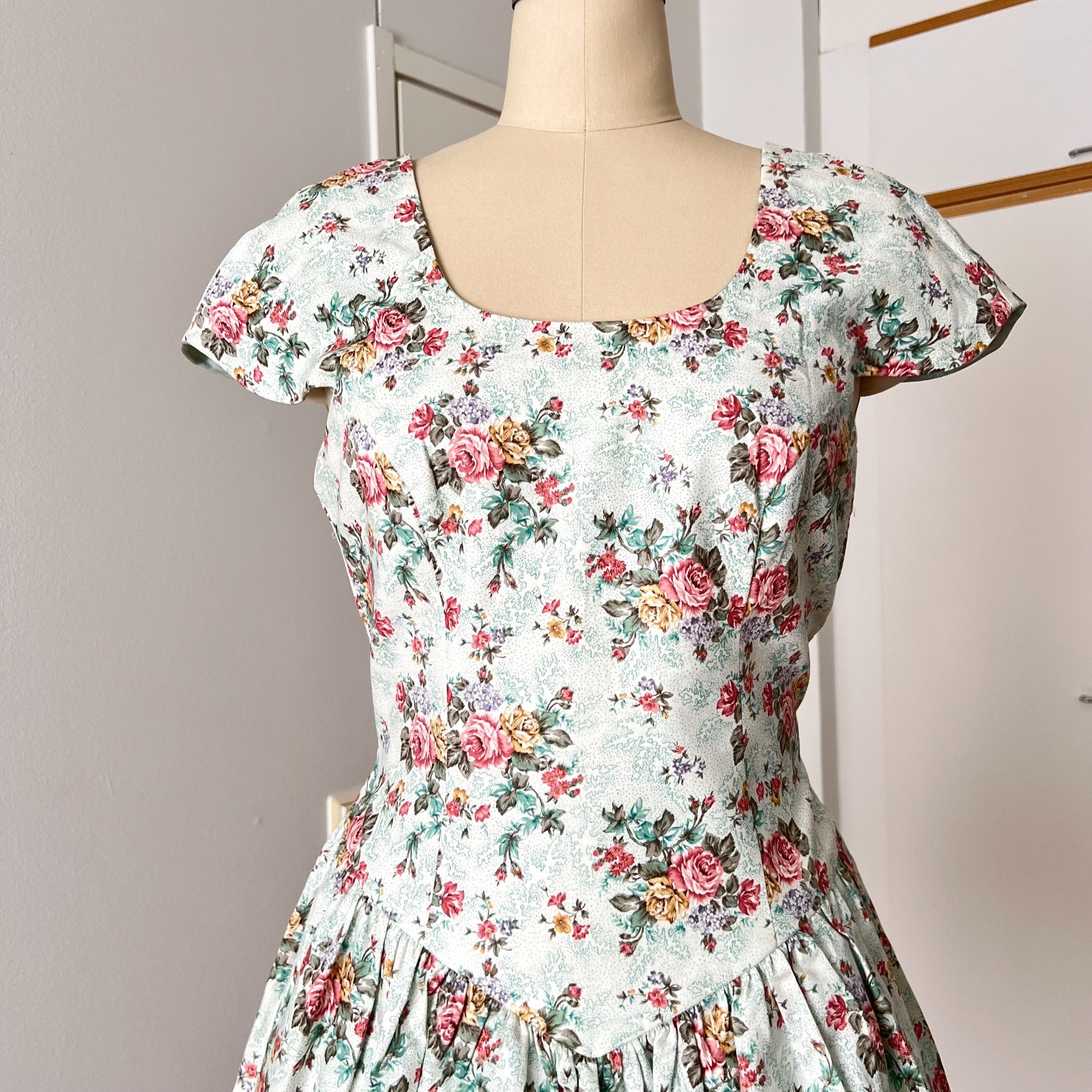 Vintage Floral Two Piece Dress & Bolero Set Puff Sleeves Tea Length Cottagecore