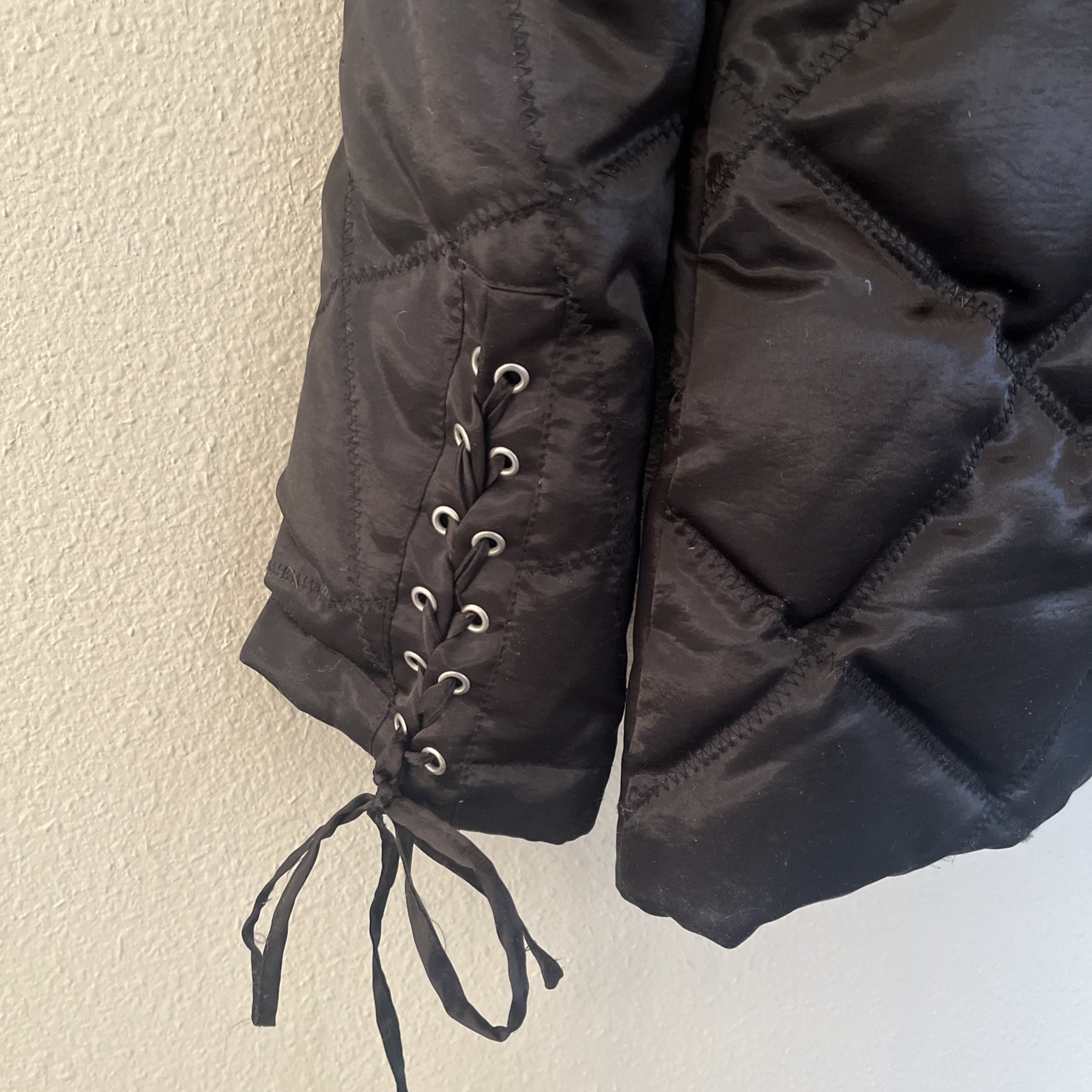 Y2k 2000s 00s Bebe Black Puffer Fur Hood Down Filled Satin Jacket Small/Medium