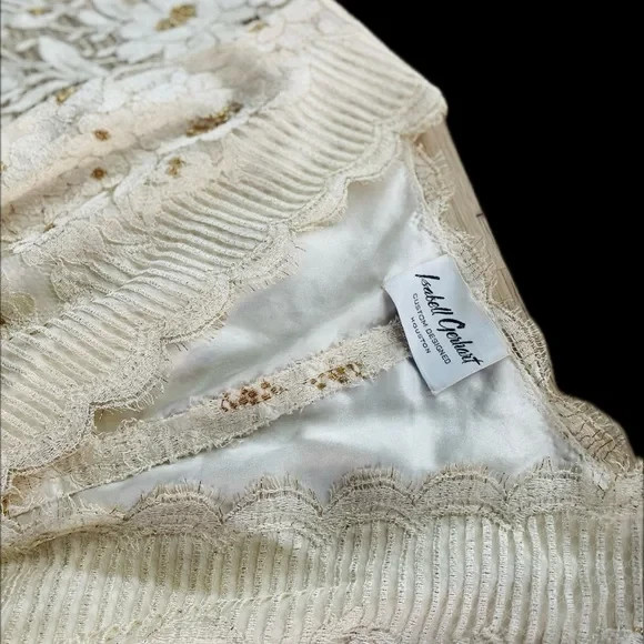 BECKY BISOULIS | 14 | ISABELLE GERHART HOUSTON Lace Vtg Wedding Dress MSRP$2995