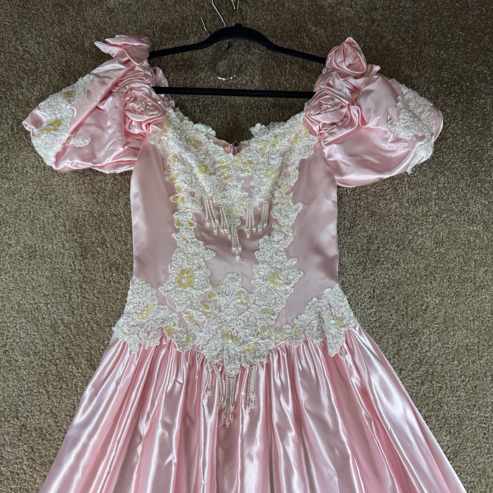 Vintage Pink Satin Gown With Beaded And Lace Details Ruffled Puff Sleeves Small