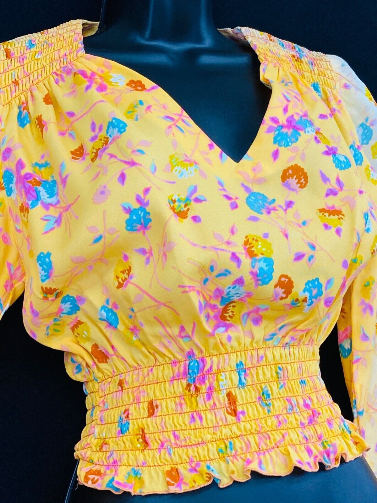 Vintage 1970s yellow floral crop top blouse, smocking stretch boho long sleeve