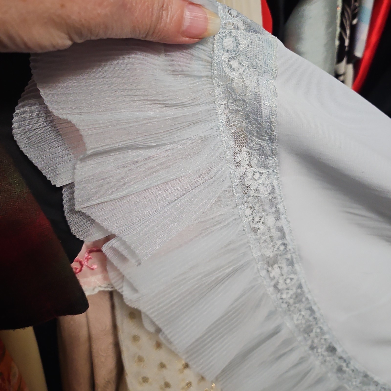 Vtg 50s Evette Baby Blue Full Slip Nightie Crystal Pleating Bodice & Lace 32″