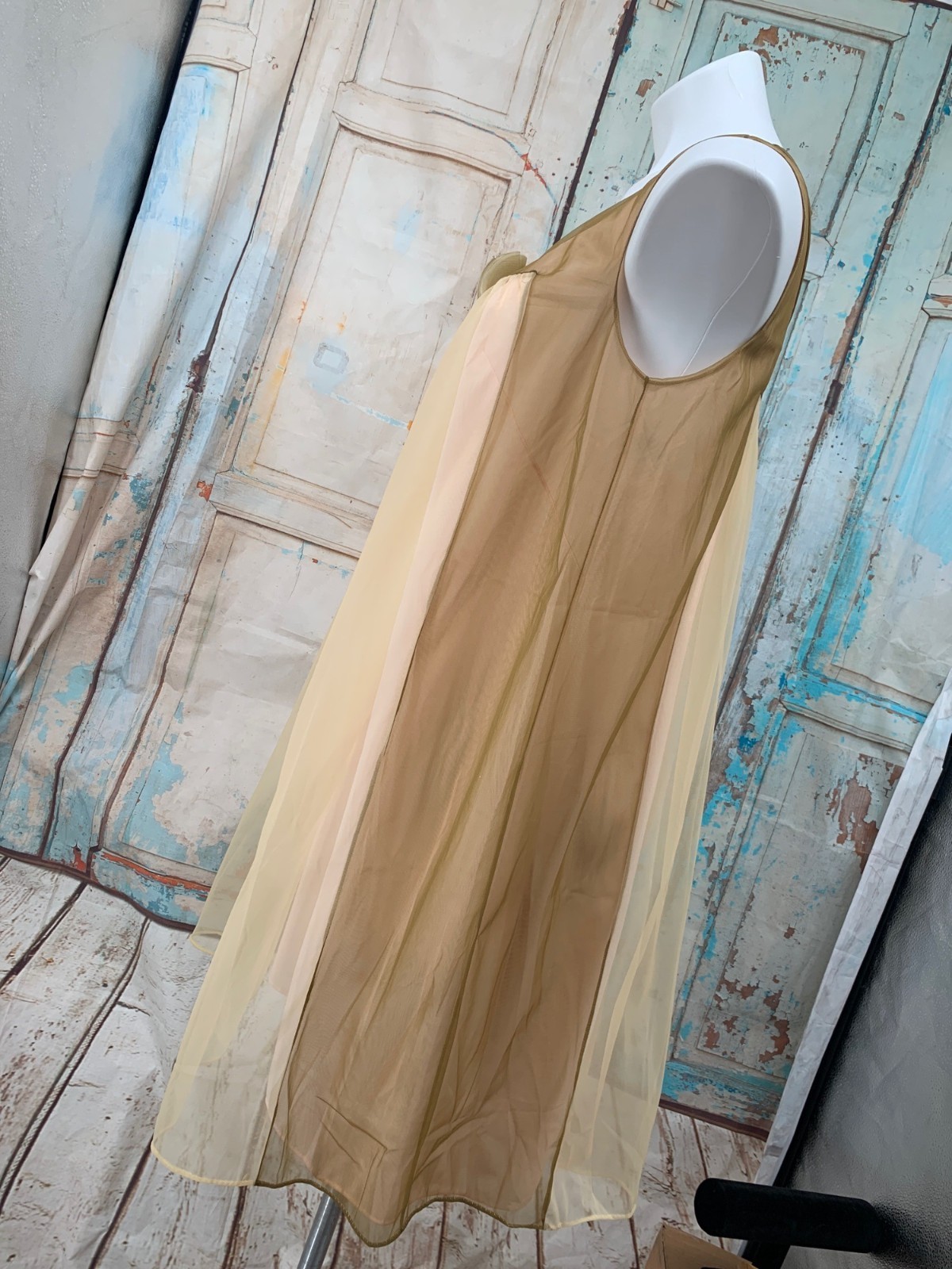 Vintage Vanity Fair Small Sheer Tan & Peach Nylon Chemise W/ Floral Appliqué Sle