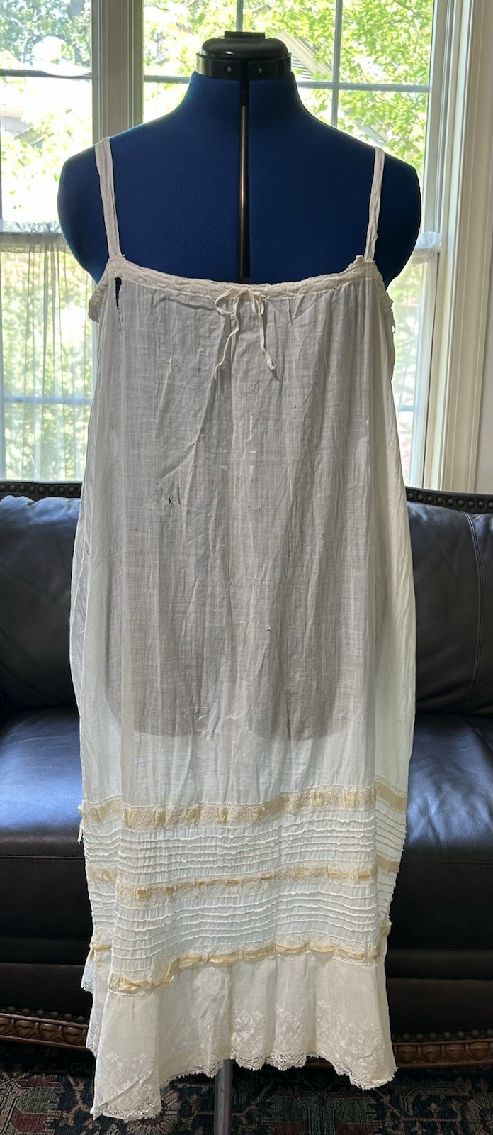 Antique Women Victorian Edwardian Linen,Lace,Ribbon Chemise