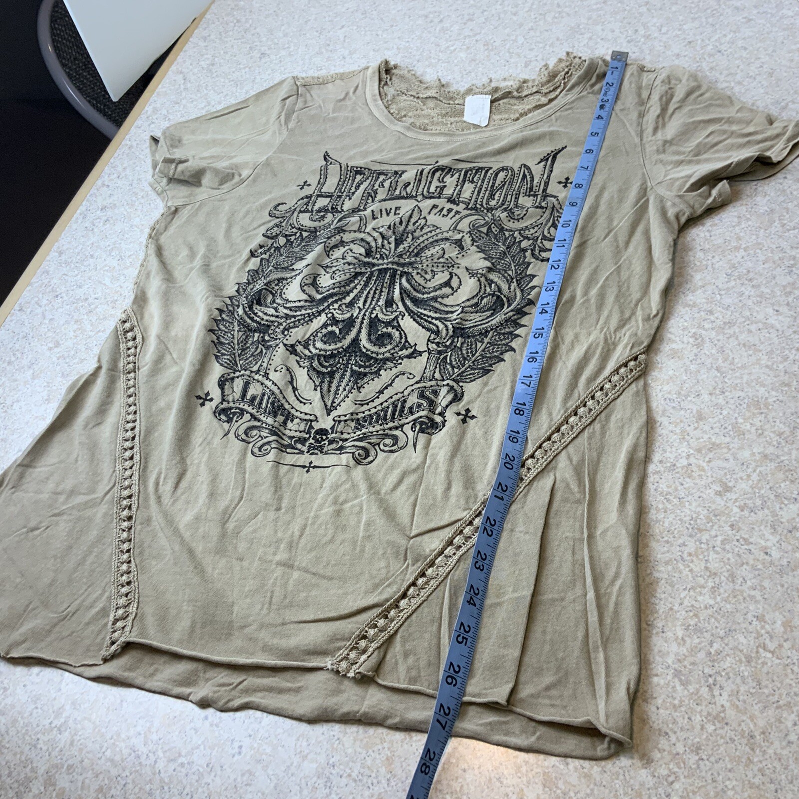 Affliction VTG Brown Black Beads “Lost Souls” Distressed Women’s XL Top Rare!