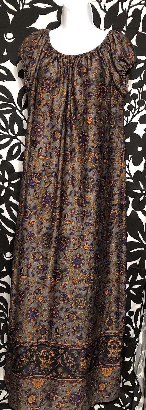 Vintage 1970s Butterfield 8 Polyester Maxi House Dress M