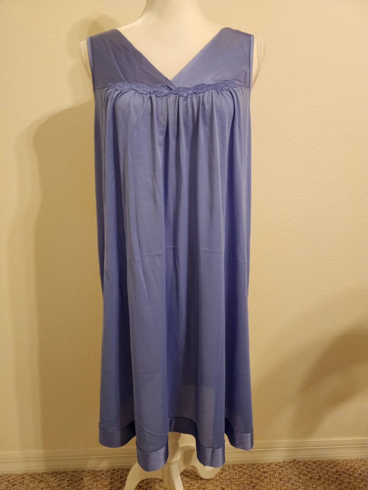 Vintage Vanity Fair Short Nightgown Style 30-107 Periwinkle Blue Nylon USA Med