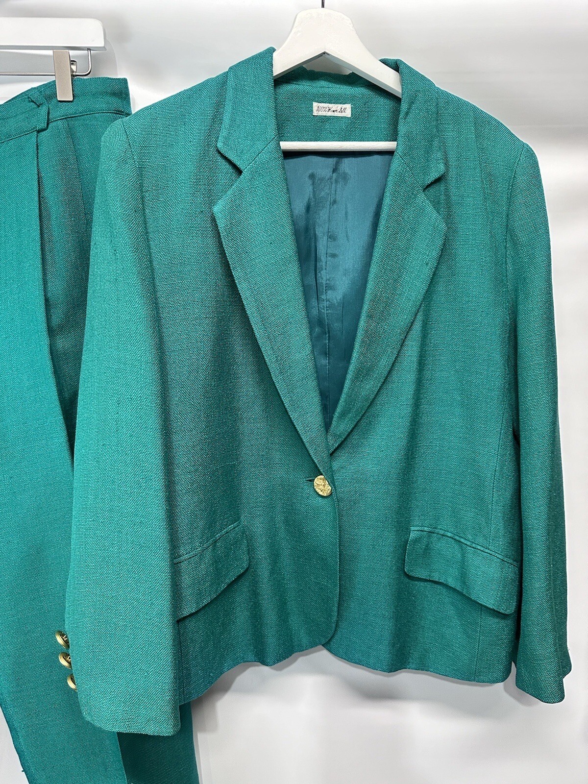 Ann May Vintage 80’sPant Suit 100% Silk Emerald Green Jacket SZ 12 & Pants Sz 14