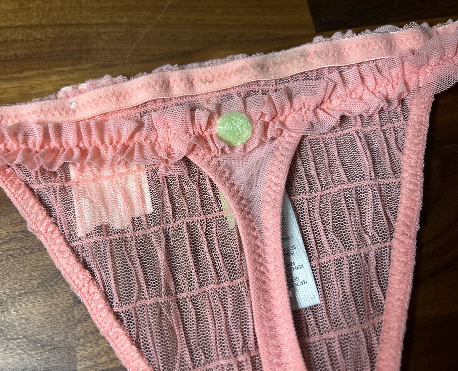 NWT Vtg Delicates Thong Chiffon Lace Frilly String Panties JCPenney Size 6 Pink