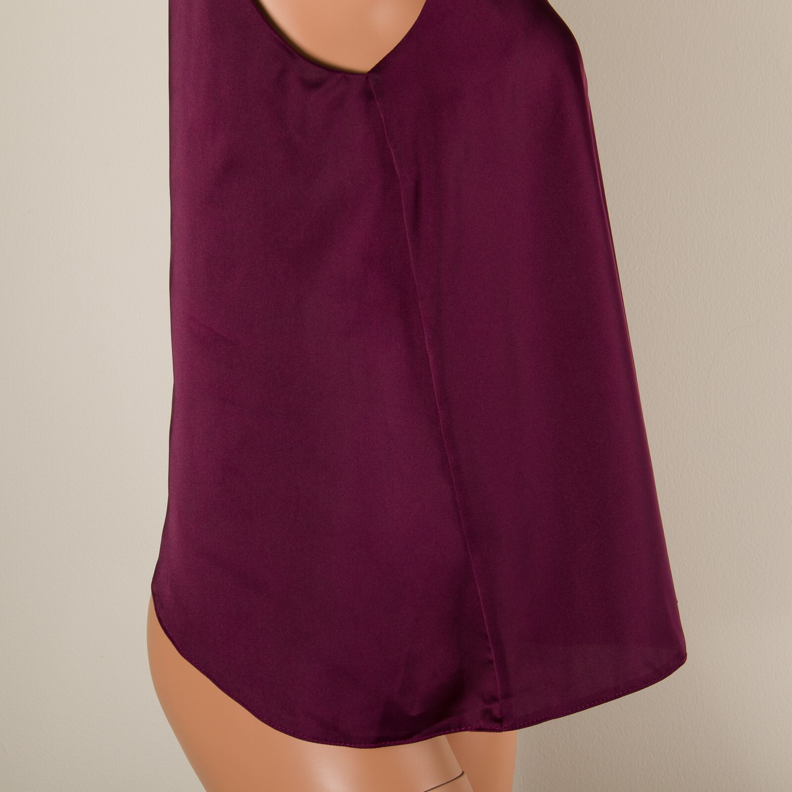 💖 Unbranded Burgundy Tank Top Cami Shirt M Smooth Silky Satin Open Back