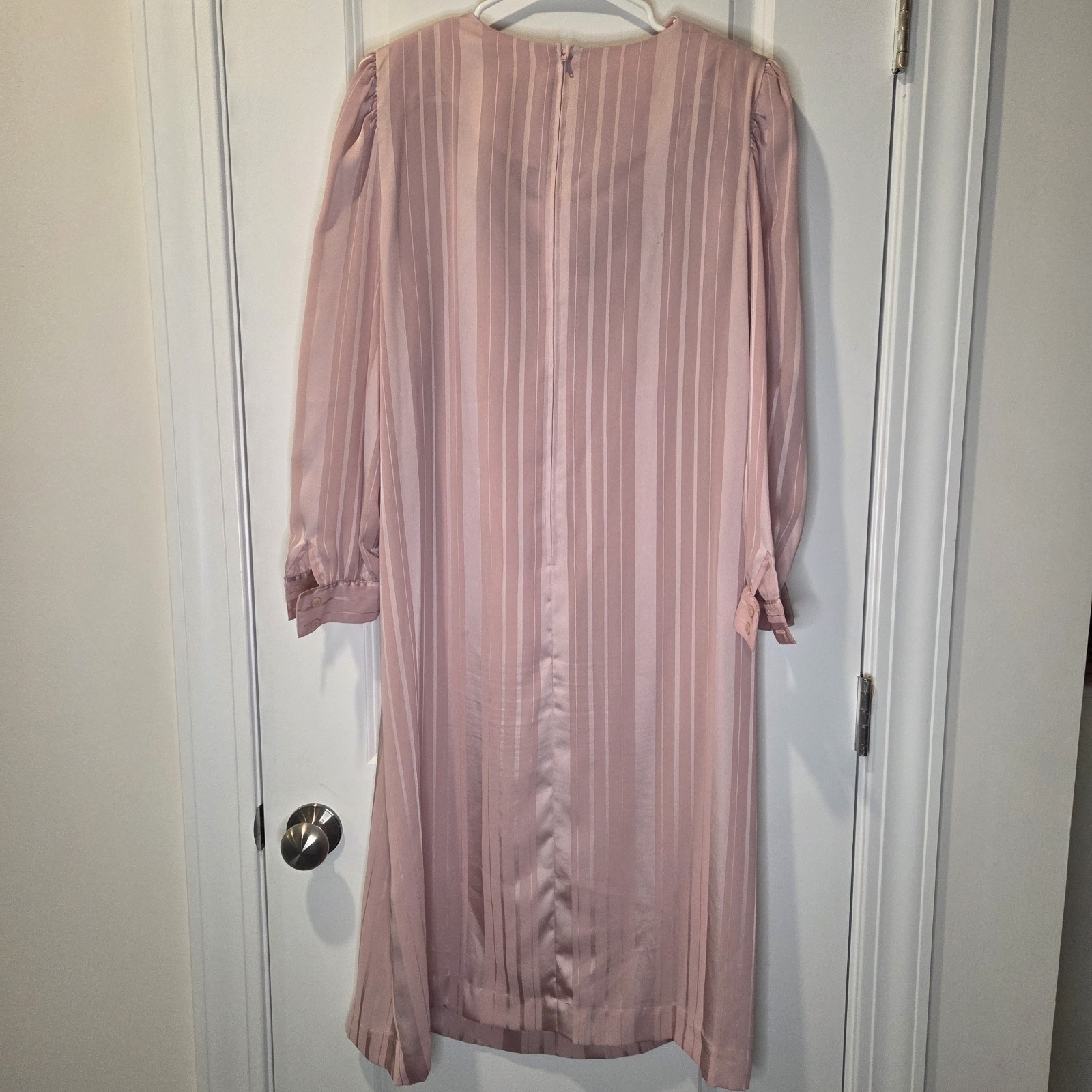 Vintage 80’s Retro Leslie Pomer Pink Dress Size 18B Cowl Neck Shoulder Pads