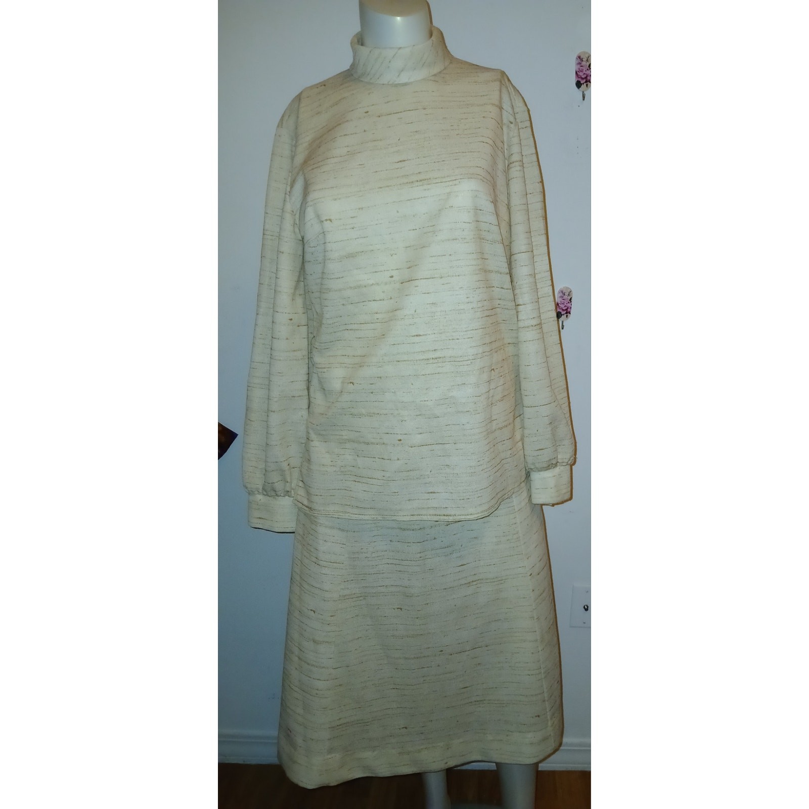 BLEEKER STREET 2pc Vintage Poly Knit Beige Skirt Set High Neck Shirt Top Medium