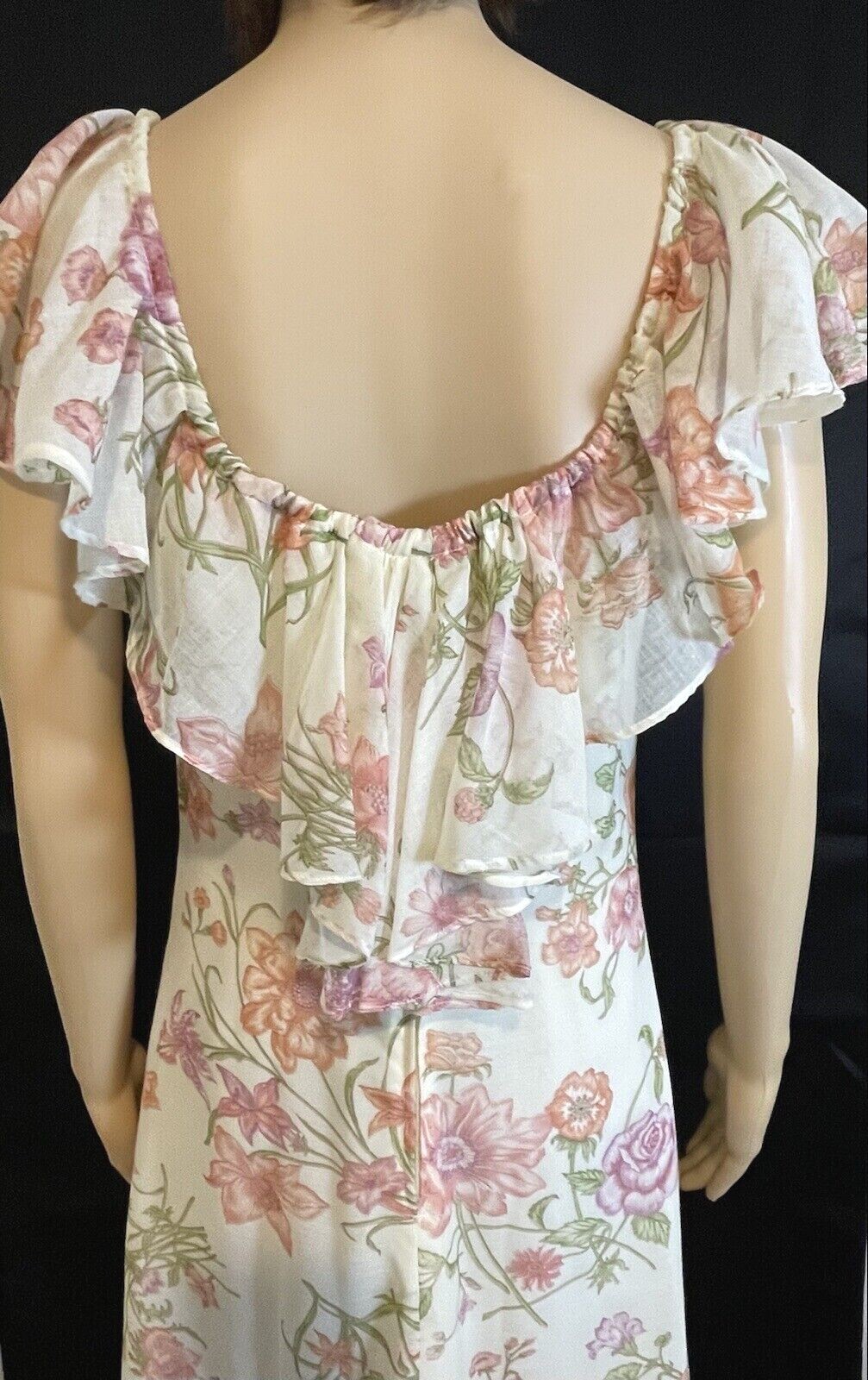Vintage 1970s Casual Corner 11 Chiffon Pastel Floral Print Senorita Maxi Dress