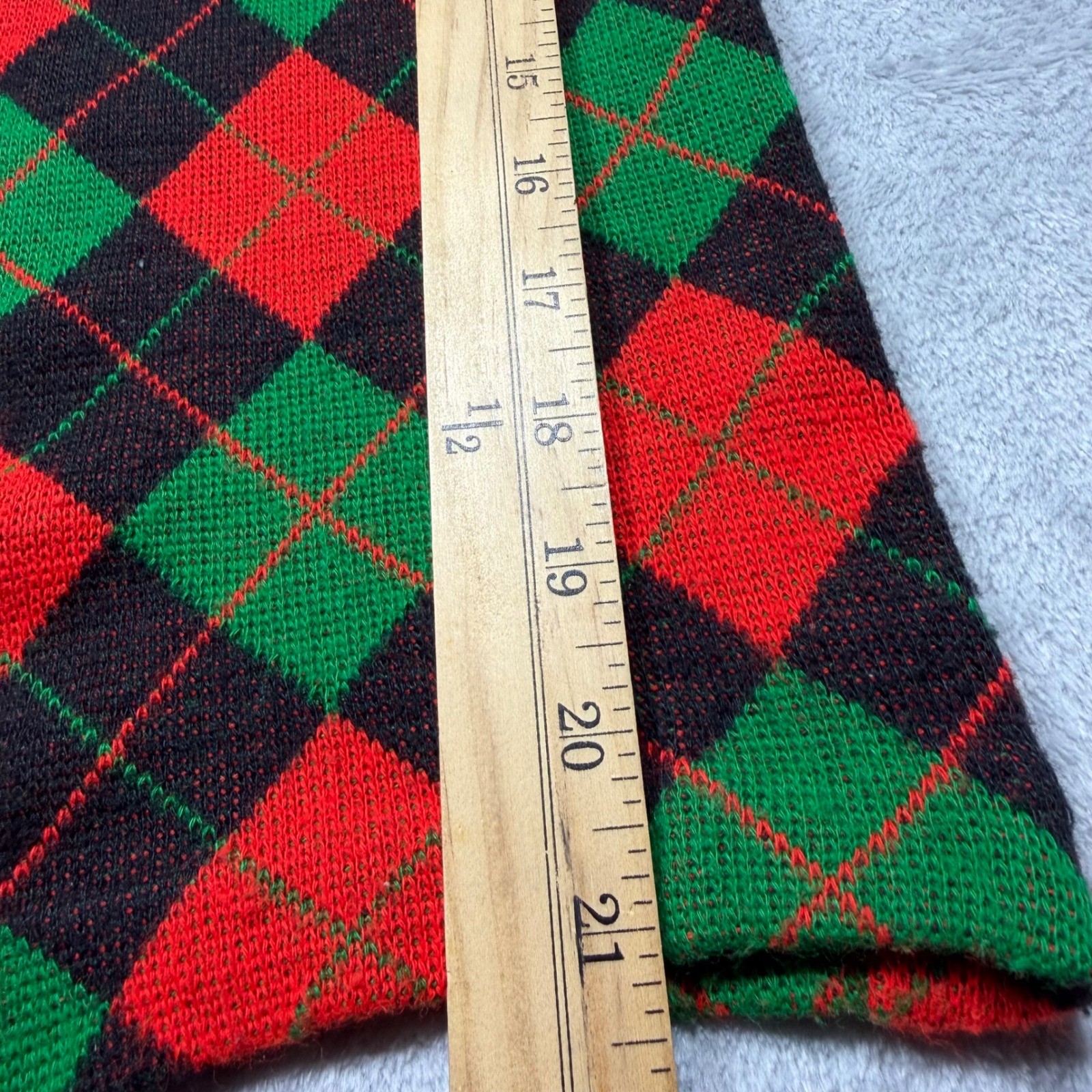 Vintage 70s JCPenney Argyle Knit Tank Top Large Red Green Black Acrylic USA Made