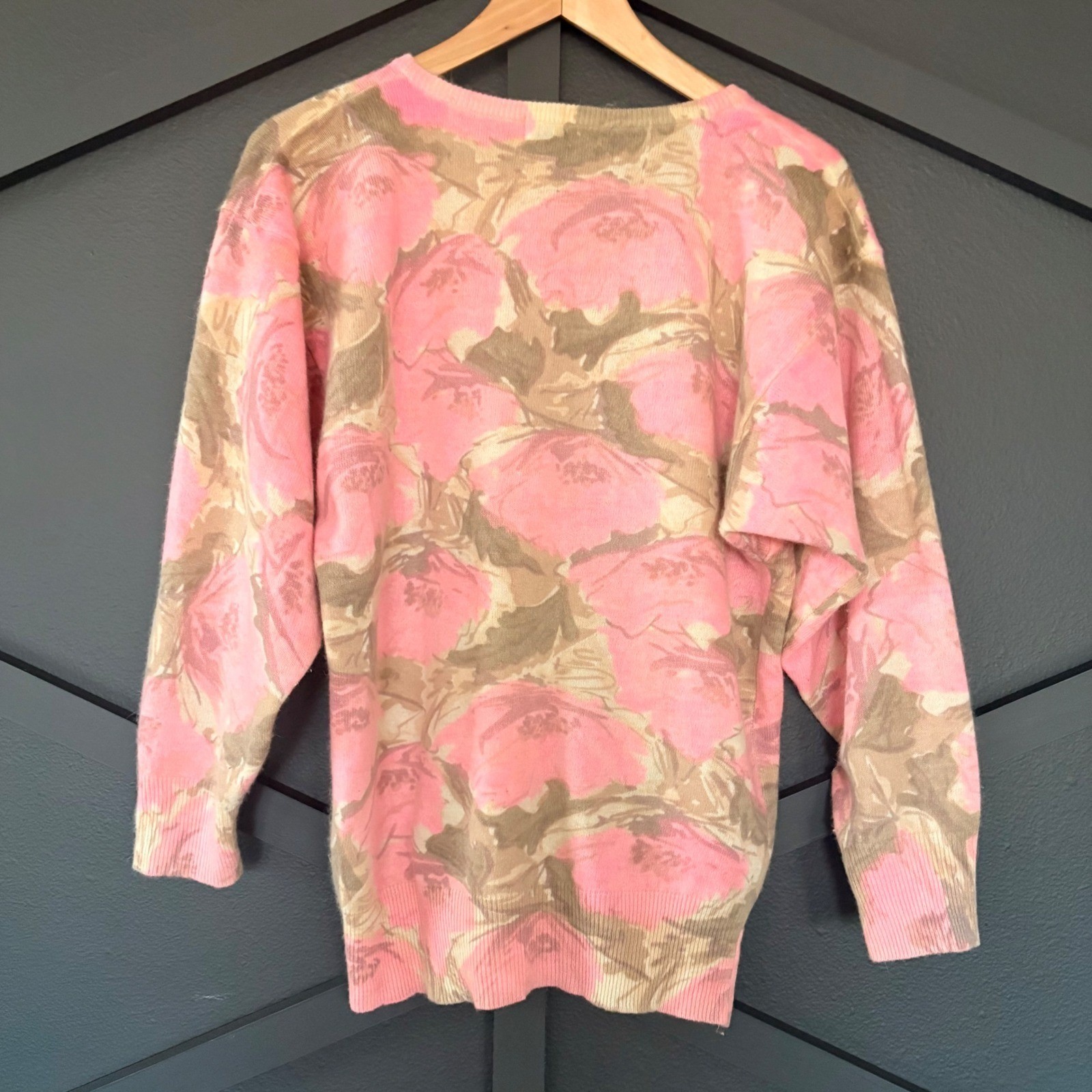 OASI Vintage Pink Floral Lambswool Angora Beaded Sweater Women’s MEDIUM Cottage