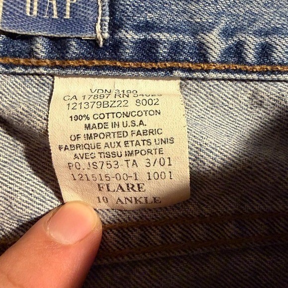 Vintage Y2K GAP light wash blue flare jeans Made in USA Size 10