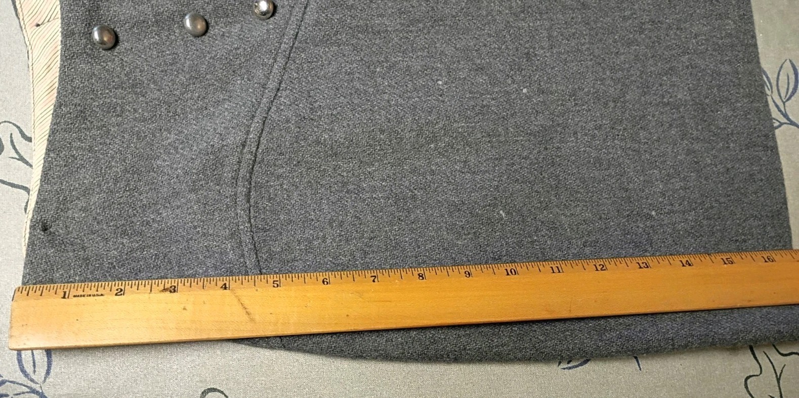 Vintage 1960s Sears Jr Bazaar Wool Mini Skirt Size 9 Dry Clean 12″ Waist Buttons