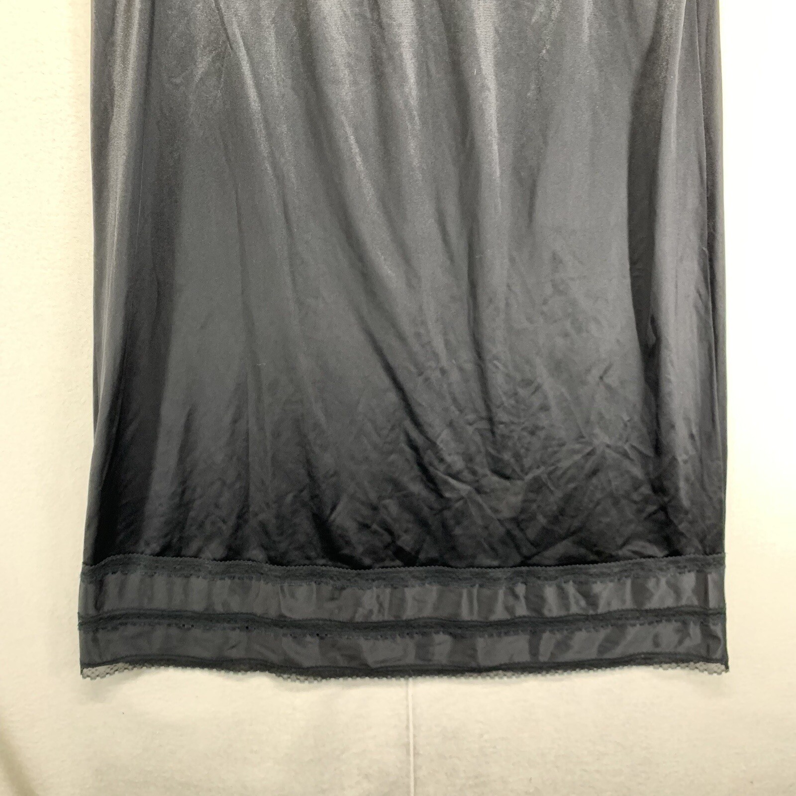 Vintage Woman’s Black Nylon Slip Size Medium Kayser Made In USA 26×28 Trim Deco
