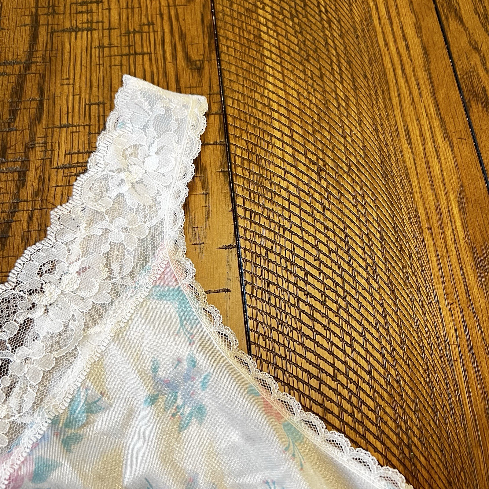 Vintage Floral Lace Camisole Ashley Taylor Nylon Large B Women’s Made In USA