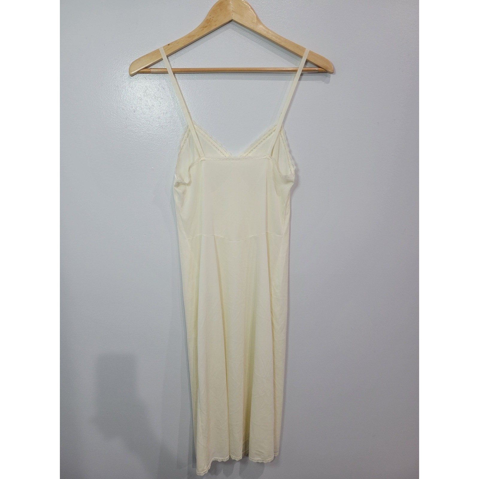 Lorraine Vintage Ivory Nylon Lace Trim Full Slip Midi Dress Tall 32 Adjustable