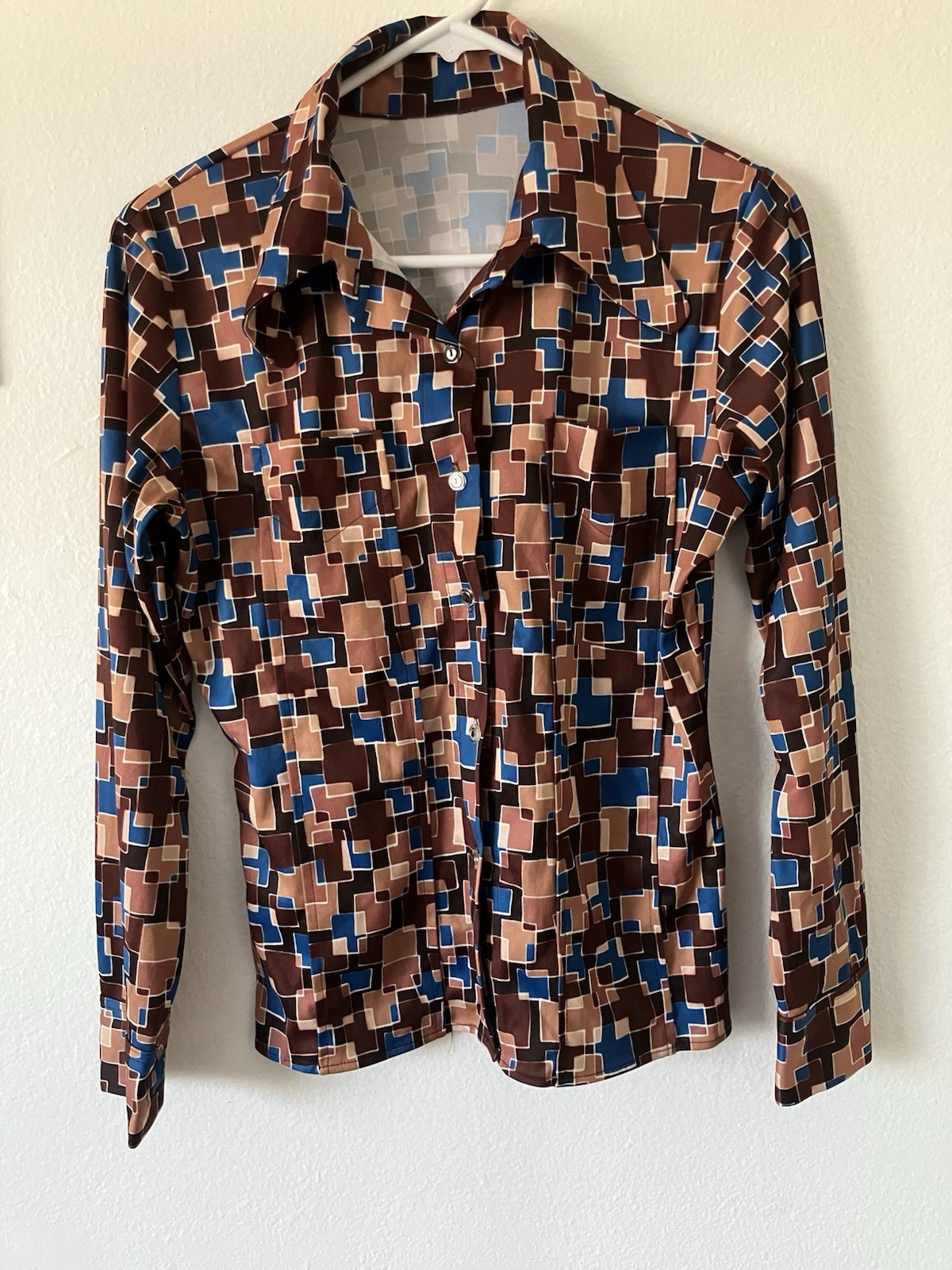 Vintage 70s Womens Geometric Print Blouse Pointed Collar Fitted Retro Mod