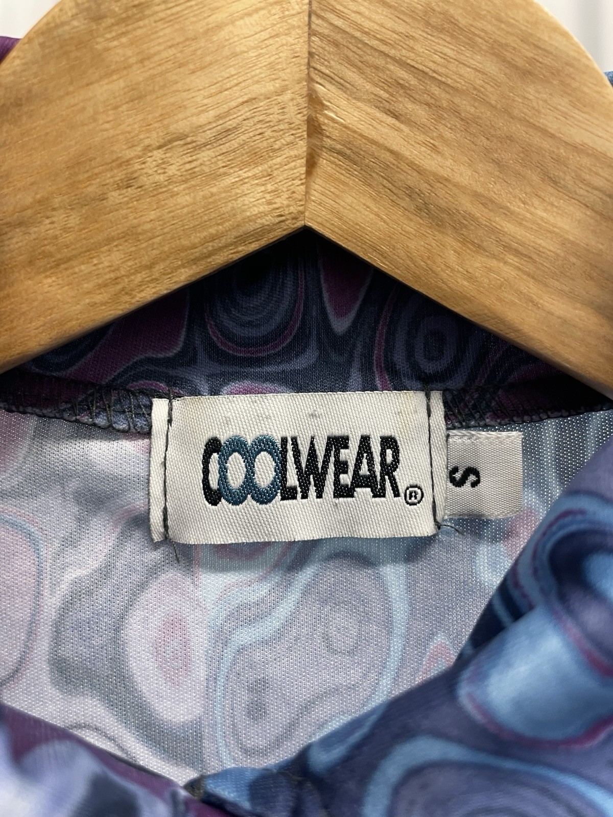 VTG 90s Does 70s Coolwear Oil Spill Psychedelic Split Front Daggar Collar Top S