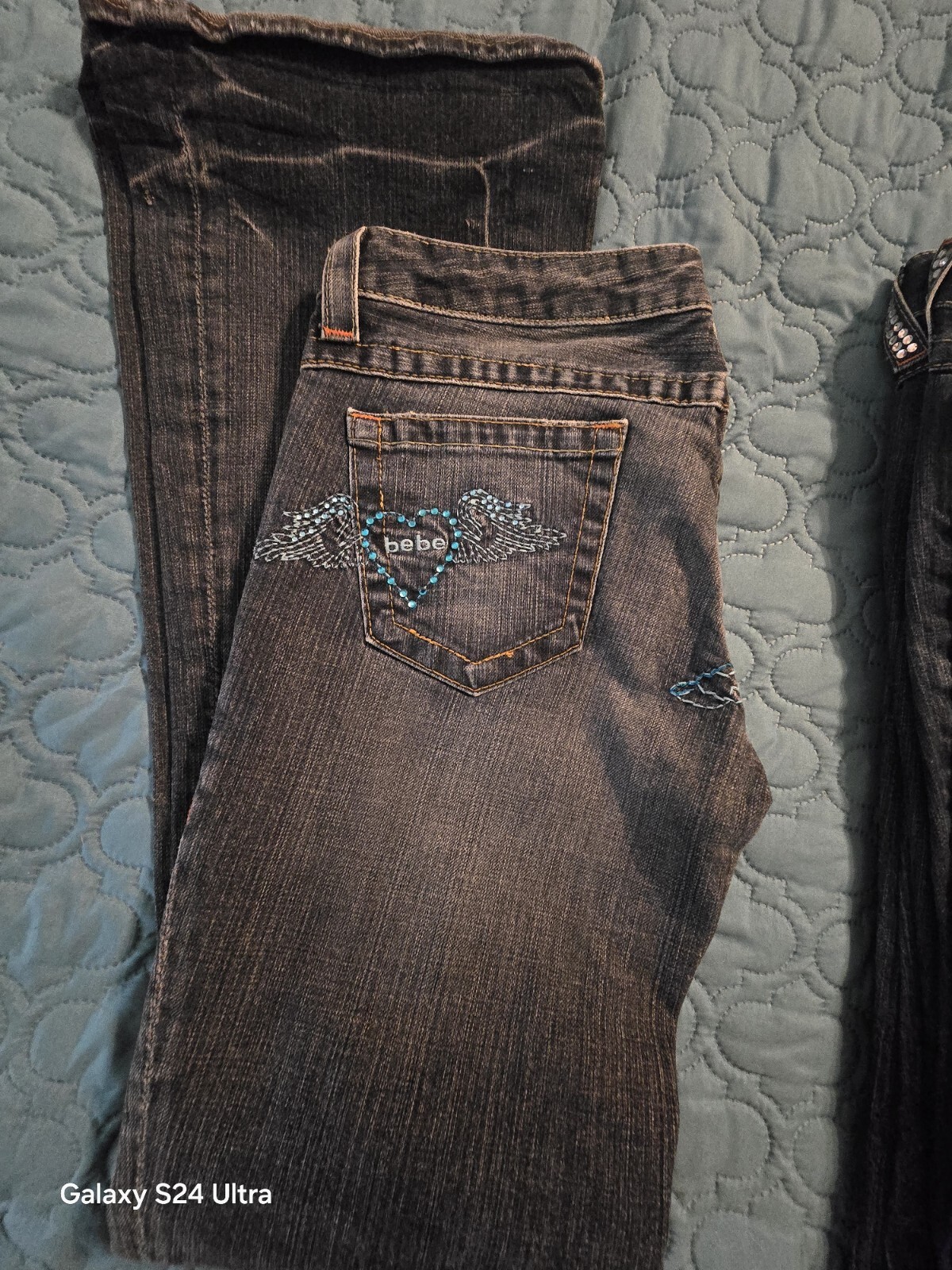 Womens Vintage BeBe Stitched Pegasus Sz 30 Bell Bottom