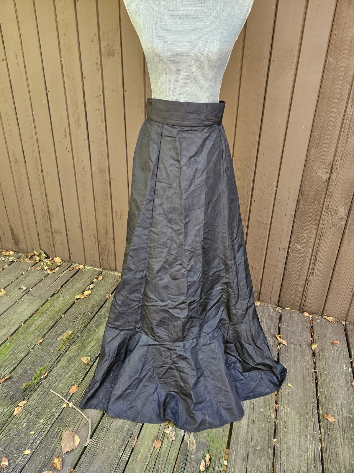 Vintage Aunt Abigails Attic Black Tafetta Maxi Steampunk Witches Gothic Skirt