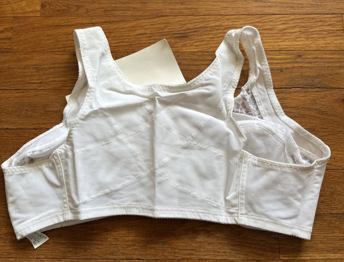 Vintage NOS Gelmart Posture Bra 42C White Lace Front Closure Back Support 5487