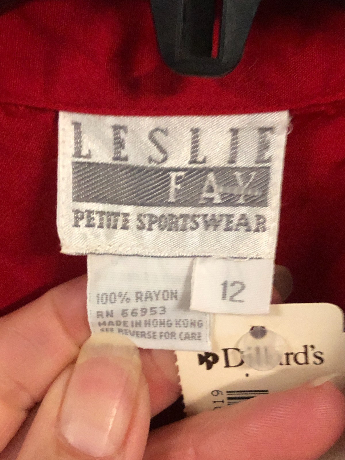 Vtg 80s Leslie Fay Blouse Size 12 „Captain of the Guard’ Button Down Top Red