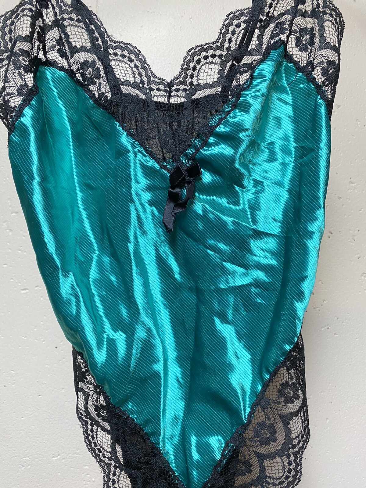 Vintage Lady Cameo Dallas Teddy One Piece Satin Green Lace Trim Sz Small