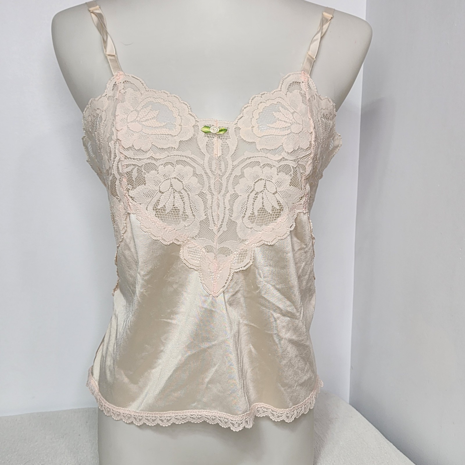 Vintage Body Lites For J.C. Penney Camisole Lacey Details Size 32