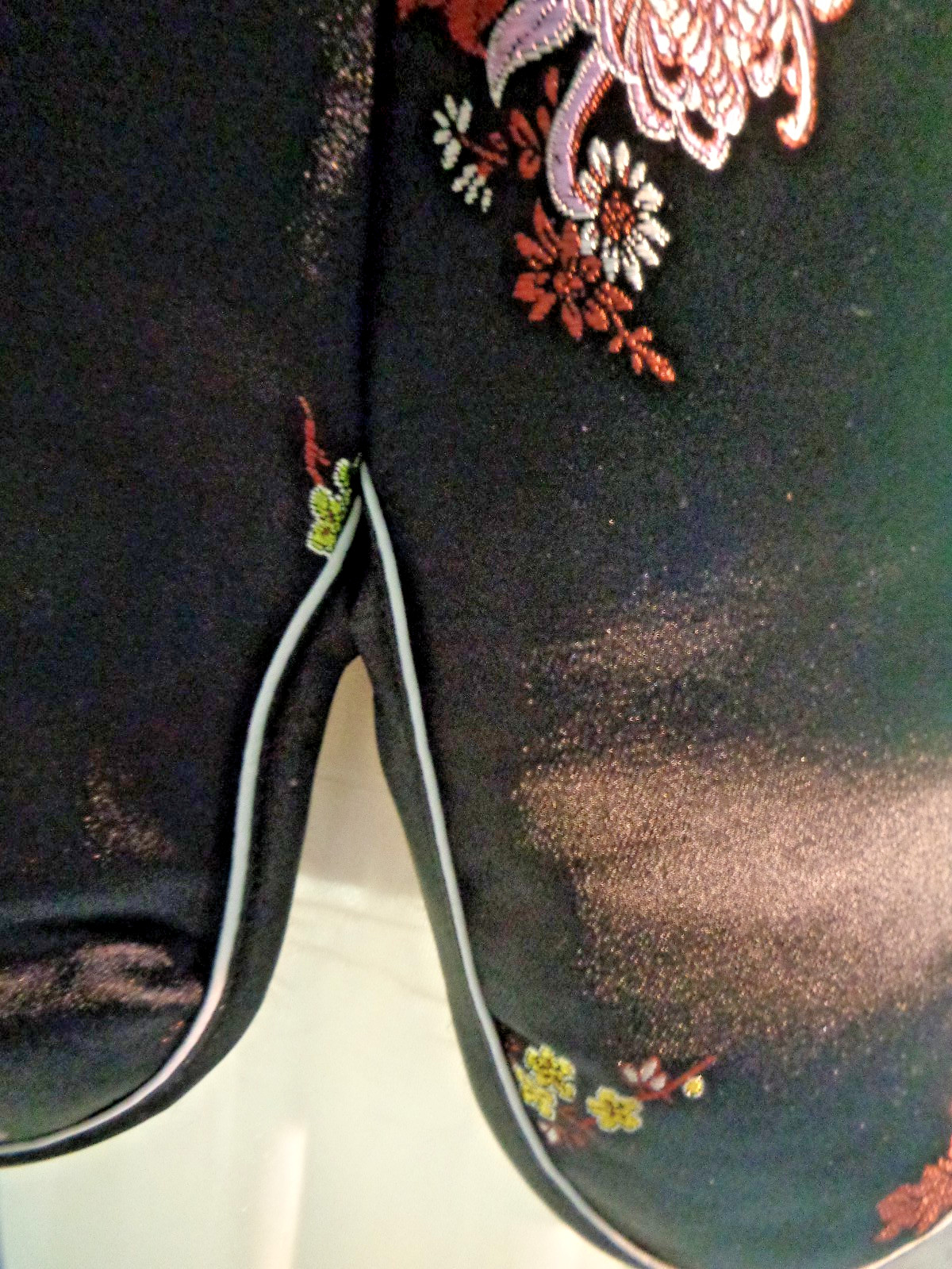 Vintage black Chinese jacket with flowers large