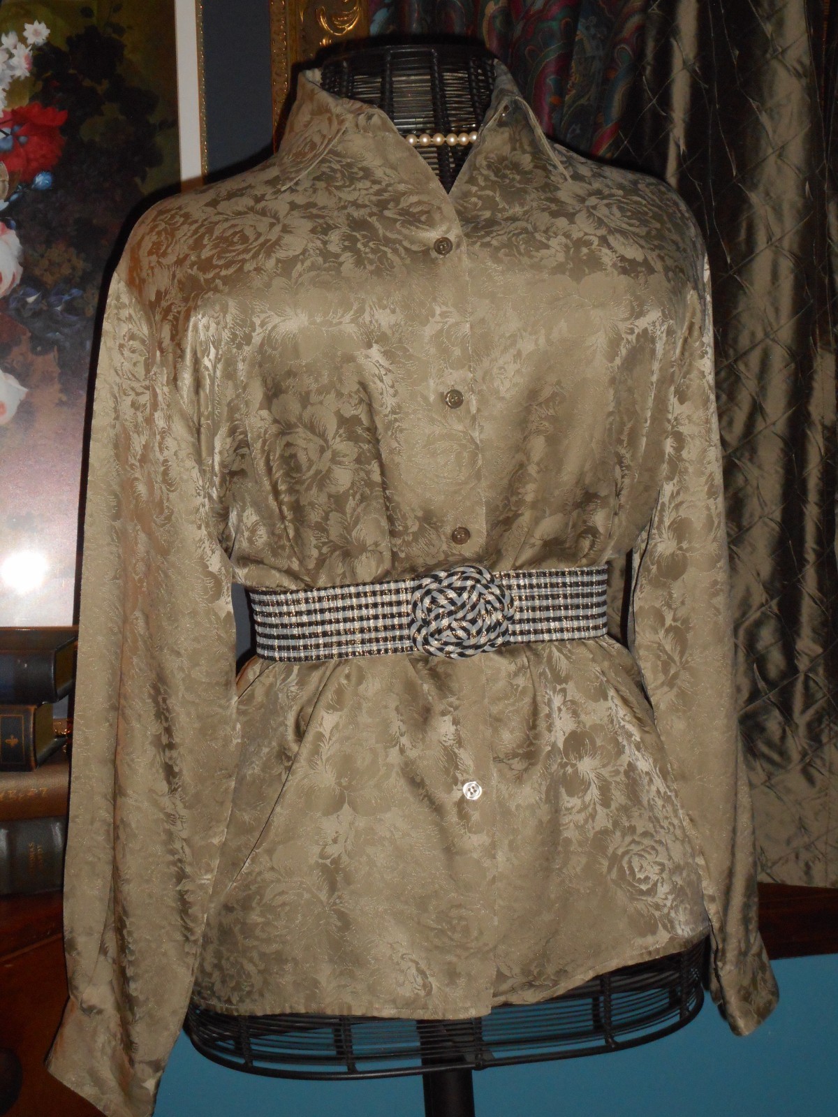 USA 10 Silk Blouse Khaki Sage Green Roses Buttons L/S NOS Point Collar