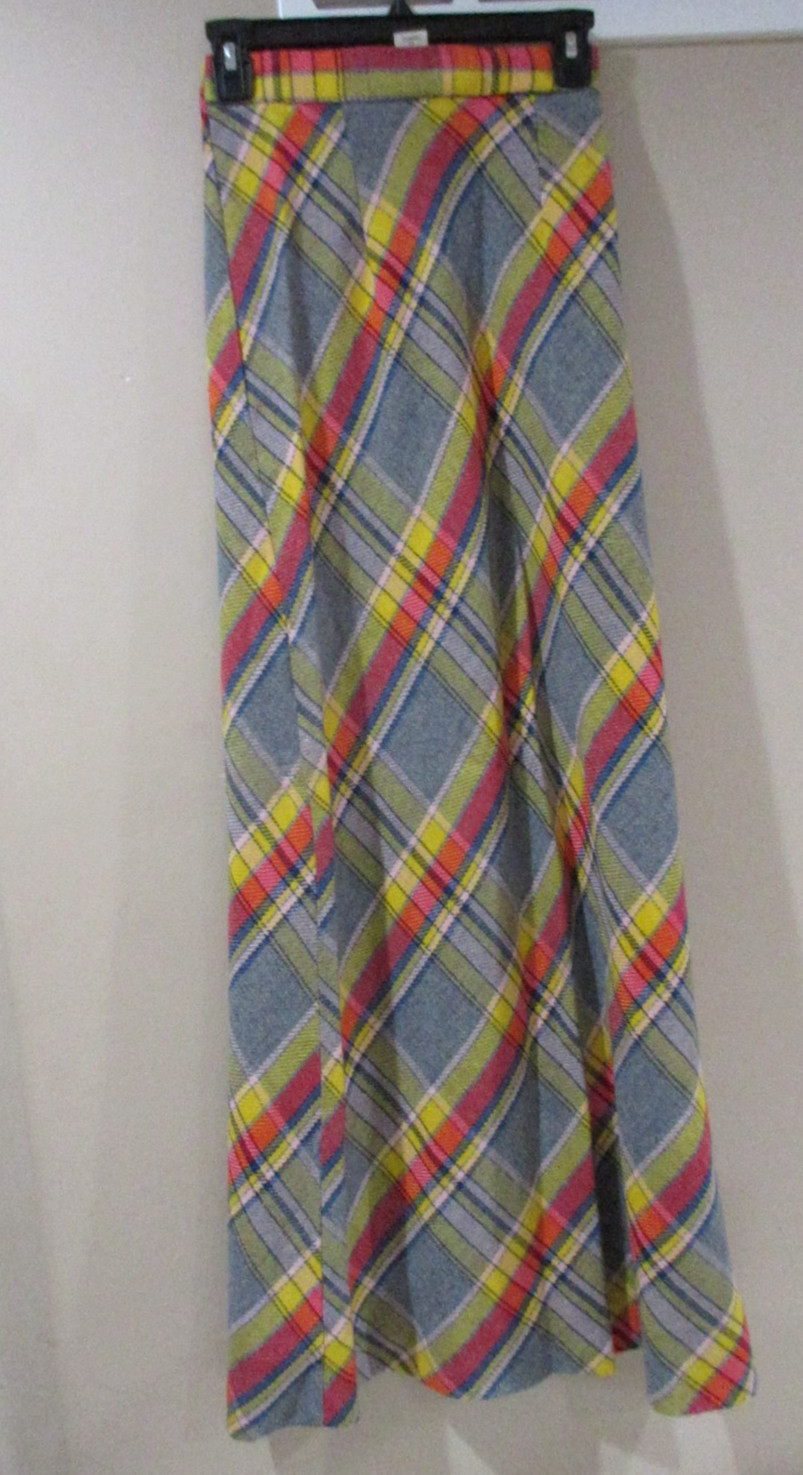 Vtg. 1970’s Miss Pat Maxi Skirt Women Sz 9/10 Acrylic Tweed Plaid Multicolor
