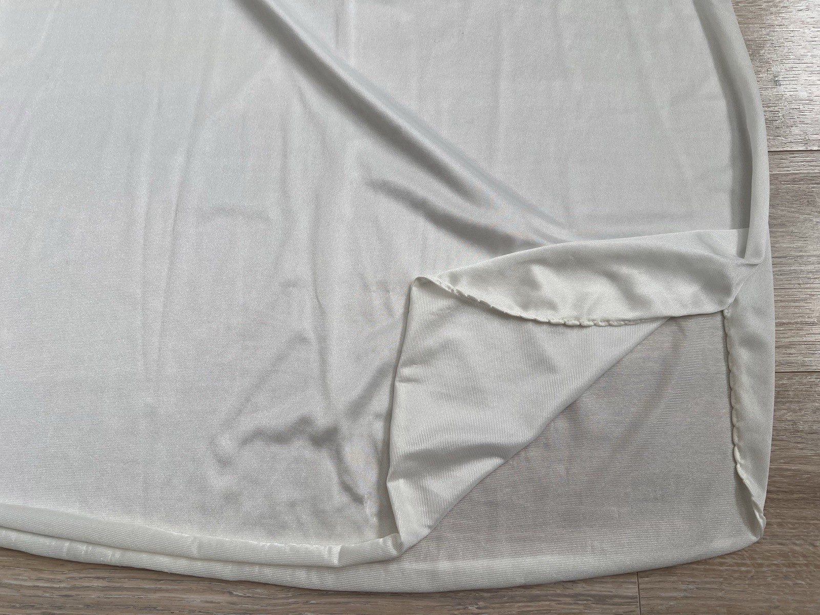 VTG Velrose Half Slip Women’s 1X 35” Long White Nylon Slit Lace Trim Made in USA