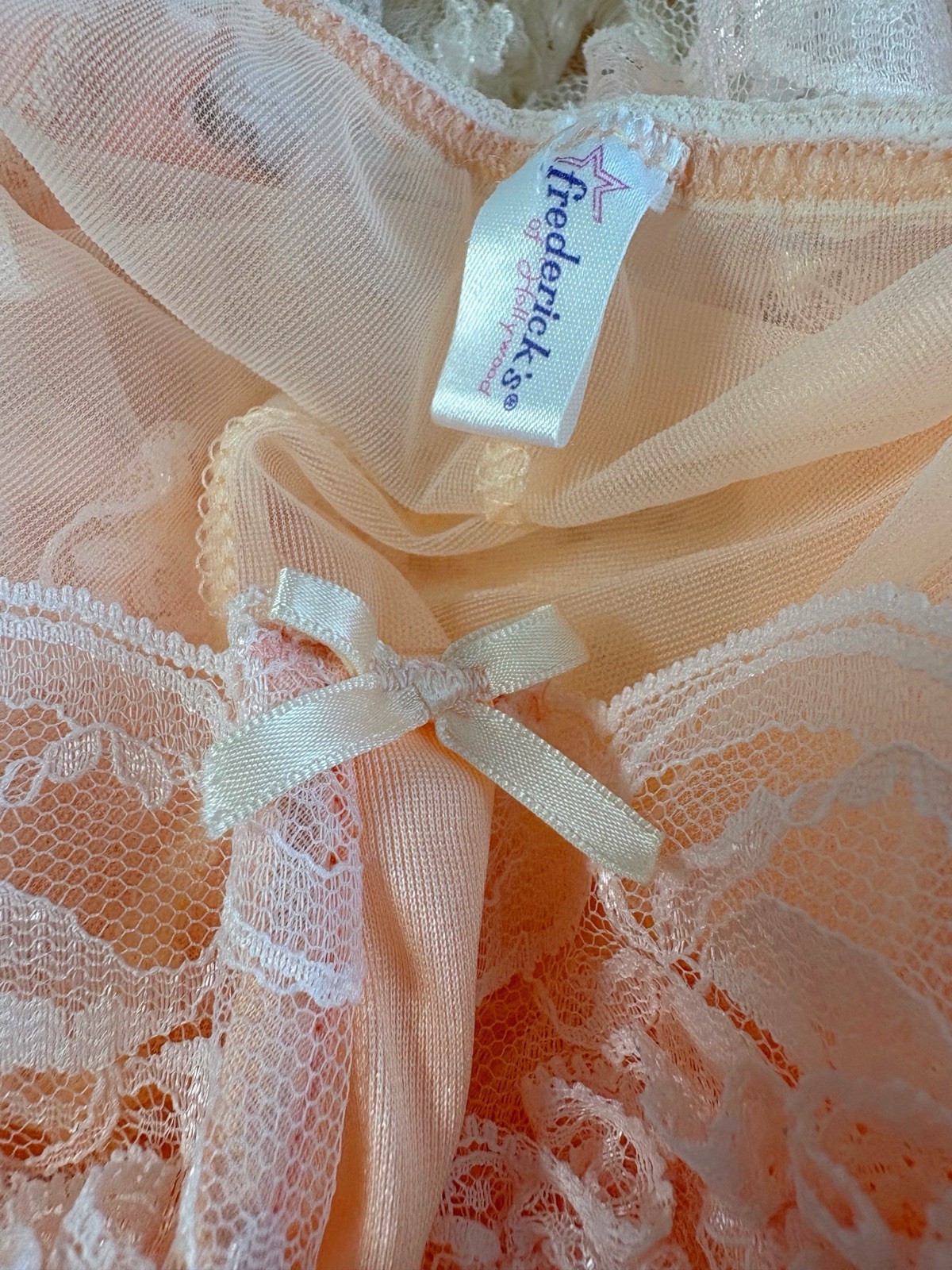Vintage 1990s Frederick’s of Hollywood Cami Lace Lingerie Corset Top Salmon Pink